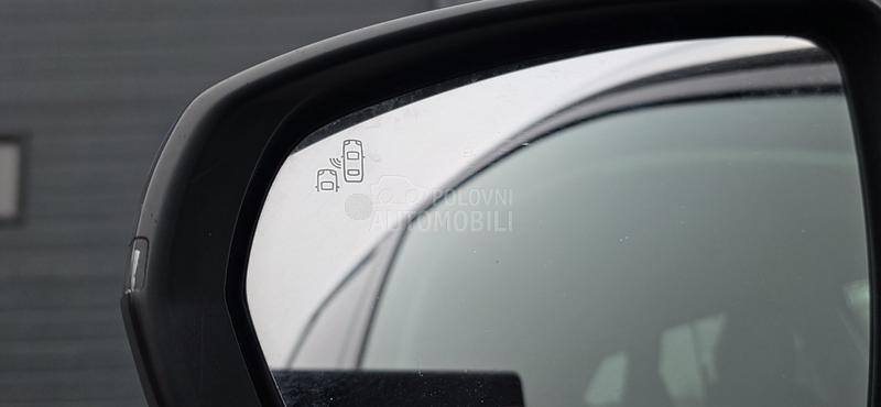 Peugeot 3008 1.5hdi Alure/Premium