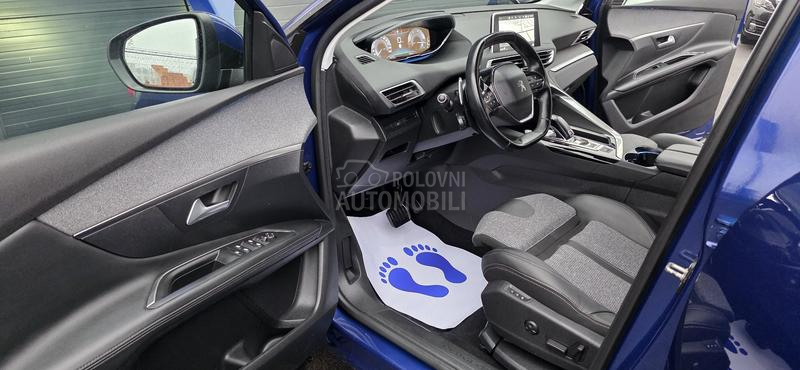 Peugeot 3008 1.5hdi Alure/Premium