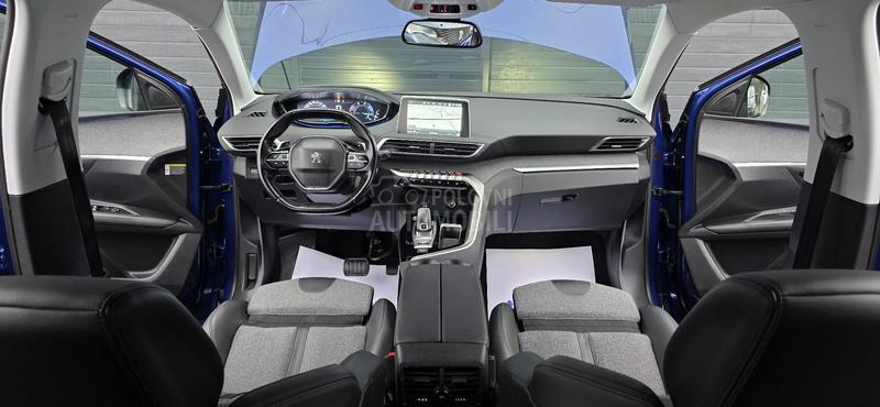 Peugeot 3008 1.5hdi Alure/Premium