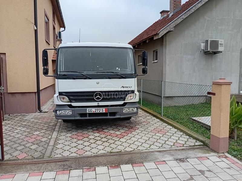 Mercedes Benz atego 815