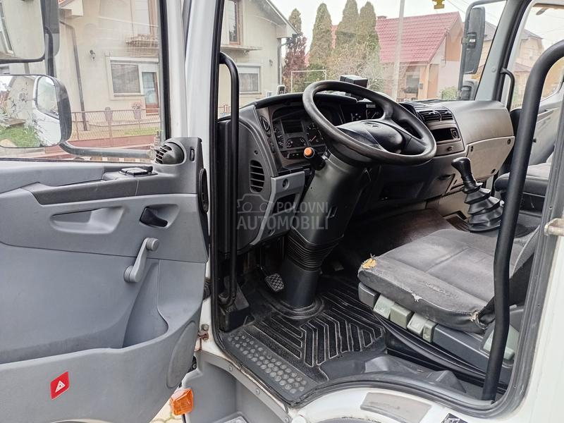 Mercedes Benz atego 815