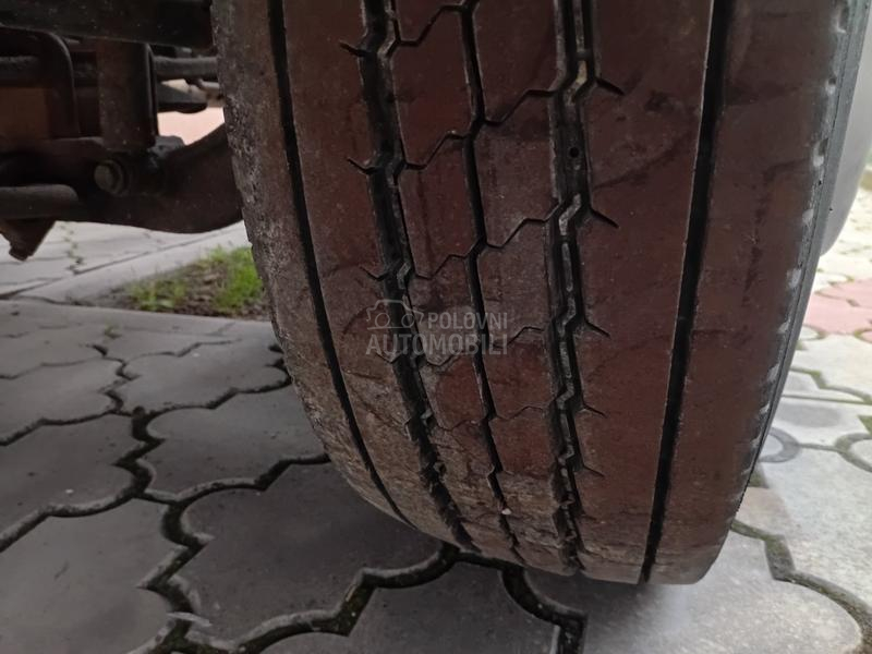 Mercedes Benz atego 815