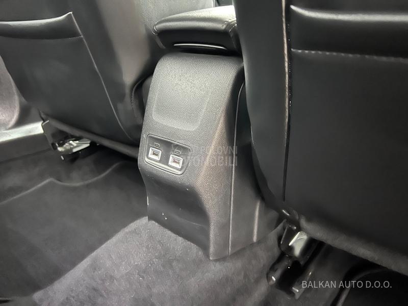 Peugeot 2008 1.5 HDI/ALLURE/NAV