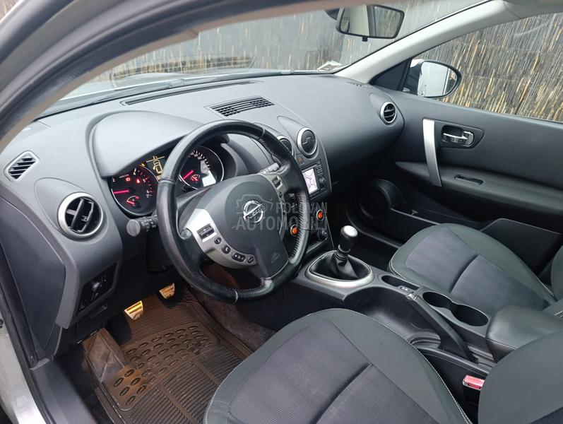 Nissan Qashqai 1.5 dci P A N O R A