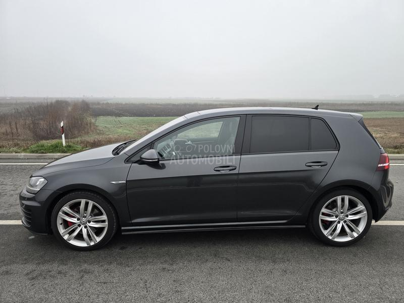 Volkswagen Golf 7 GTD,DSG,PANO,LED