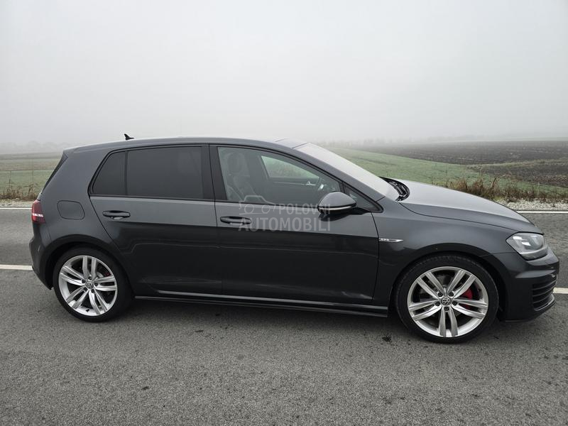 Volkswagen Golf 7 GTD,DSG,PANO,LED