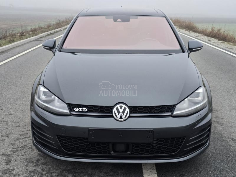Volkswagen Golf 7 GTD,DSG,PANO,LED