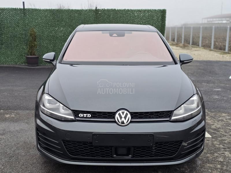 Volkswagen Golf 7 GTD,DSG,PANO,LED
