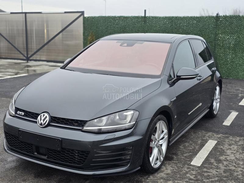 Volkswagen Golf 7 GTD,DSG,PANO,LED