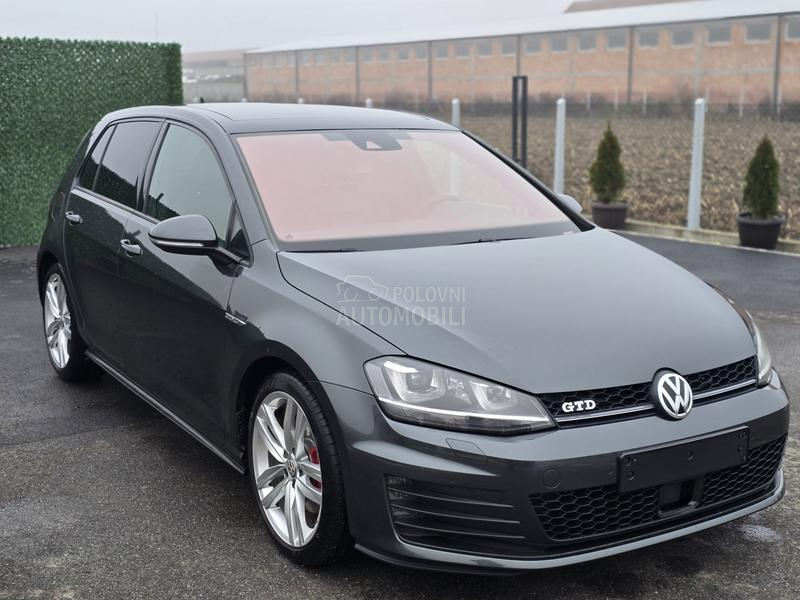 Volkswagen Golf 7 GTD,DSG,PANO,LED