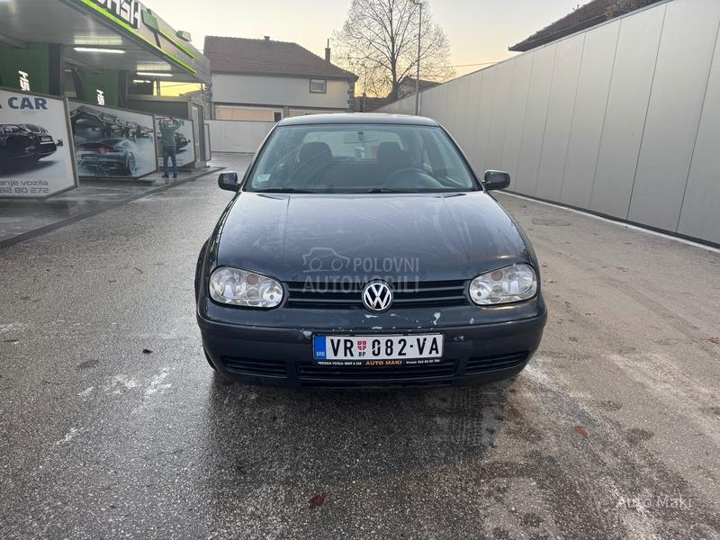 Volkswagen Golf 4 1.6 highline