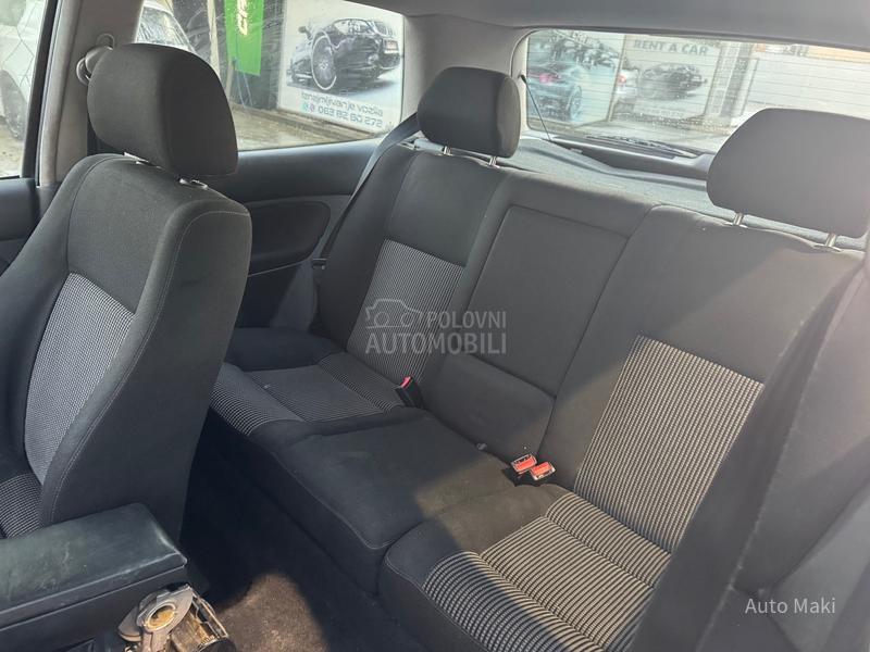 Volkswagen Golf 4 1.6 highline