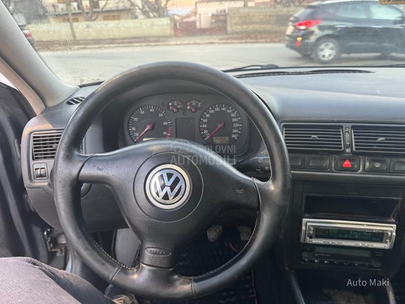 Volkswagen Golf 4 1.6 highline
