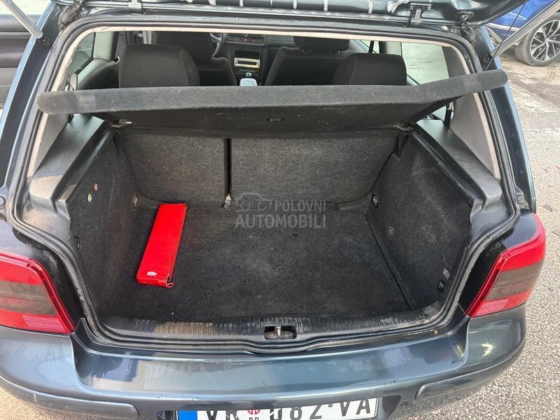Volkswagen Golf 4 1.6 highline