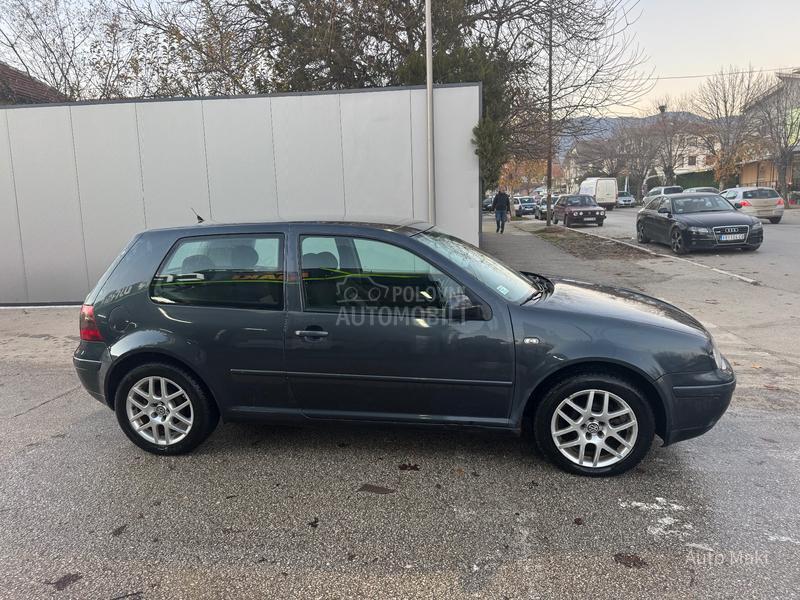 Volkswagen Golf 4 1.6 highline