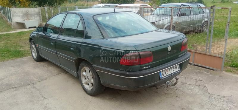 Opel Omega cd
