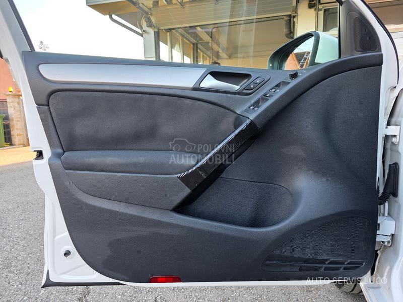 Volkswagen Golf 6 1.6TDI/V.SERVI/DOBAR