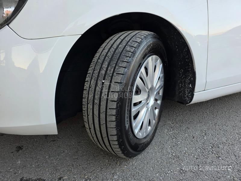 Volkswagen Golf 6 1.6TDI/V.SERVI/DOBAR