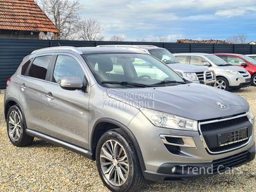Peugeot 4008 1.6 HDI 4X4  N A V I