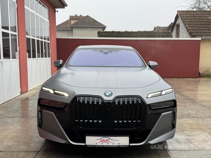 BMW 740 d XD M SPORT SKY