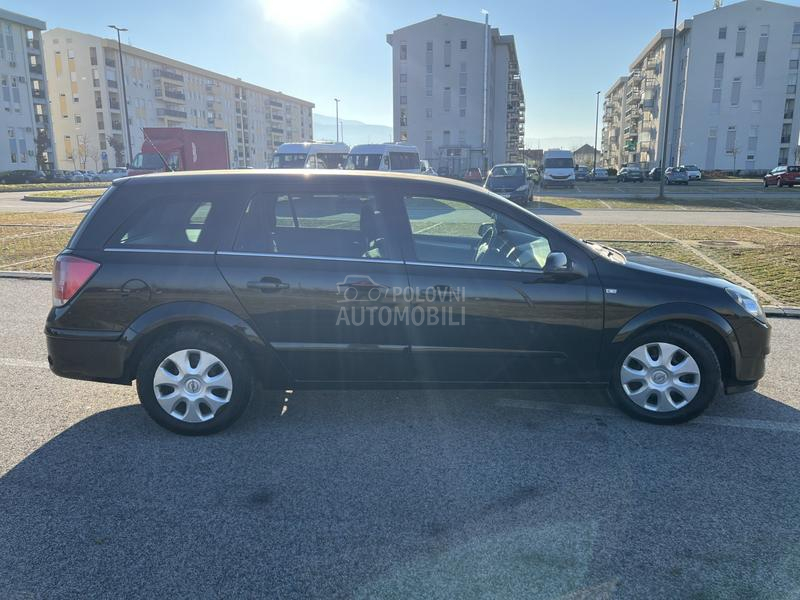 Opel Astra H 1.6 TNG