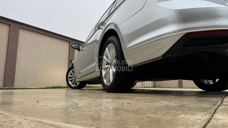 Volkswagen Passat B8 2.0 TDI/DSG/LED/FUL