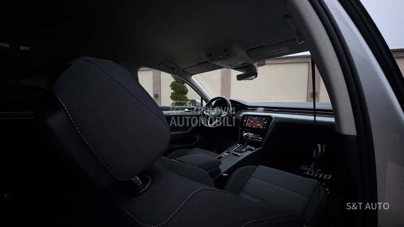 Volkswagen Passat B8 2.0 TDI/DSG/LED/FUL