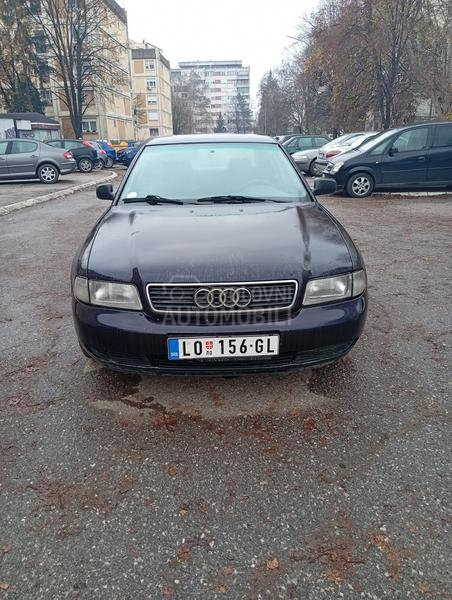 Audi A4 1.8i