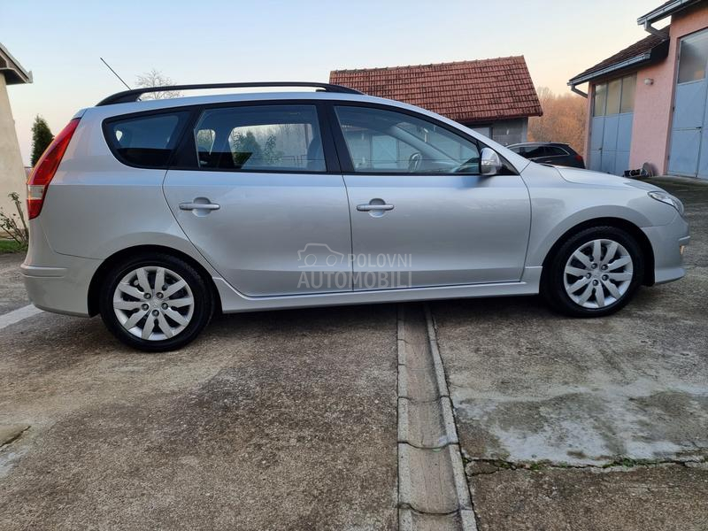 Hyundai i30 1.6CRDI PERFFEKTAN