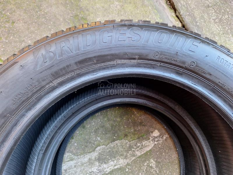 Bridgestone 235/55 R19 Zimska