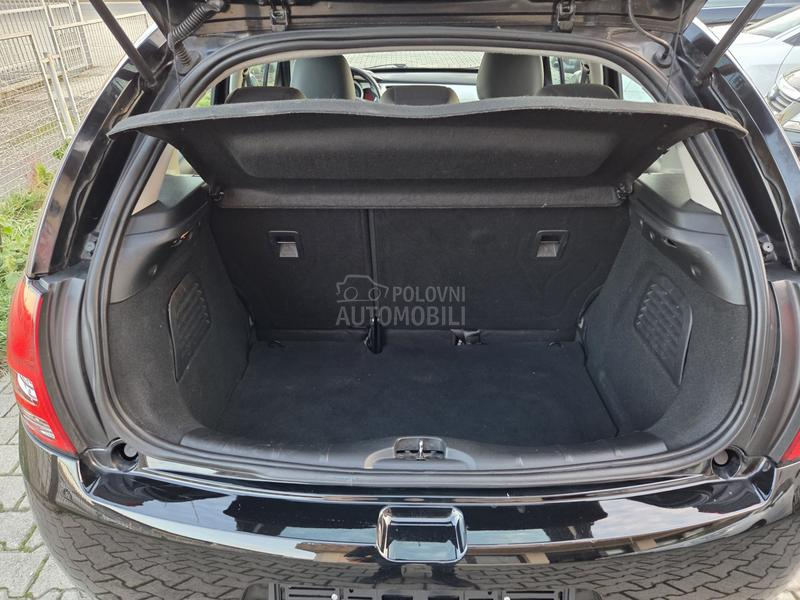 Citroen C3 1.2b CH FABRlKA