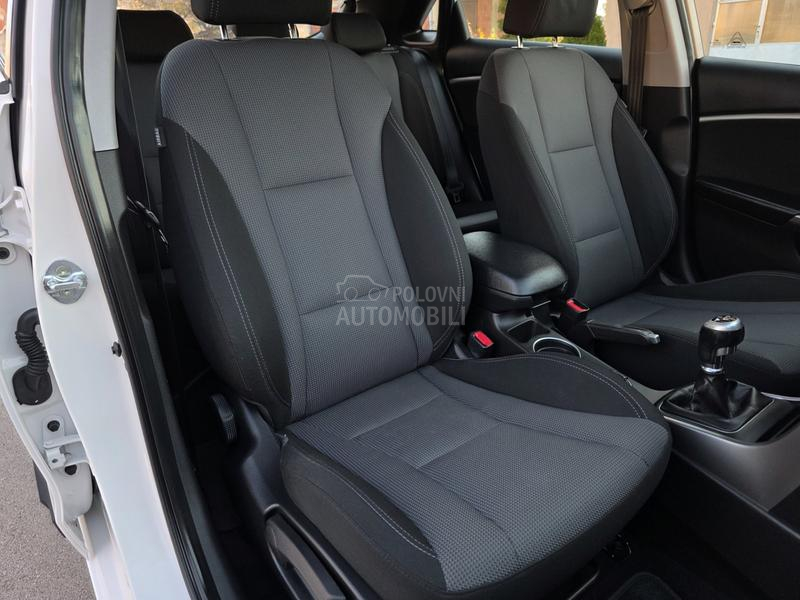 Hyundai i30 1.6 CRDI