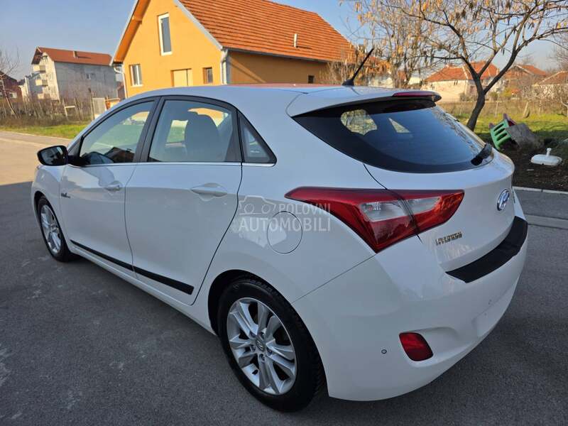Hyundai i30 1.6 CRDI