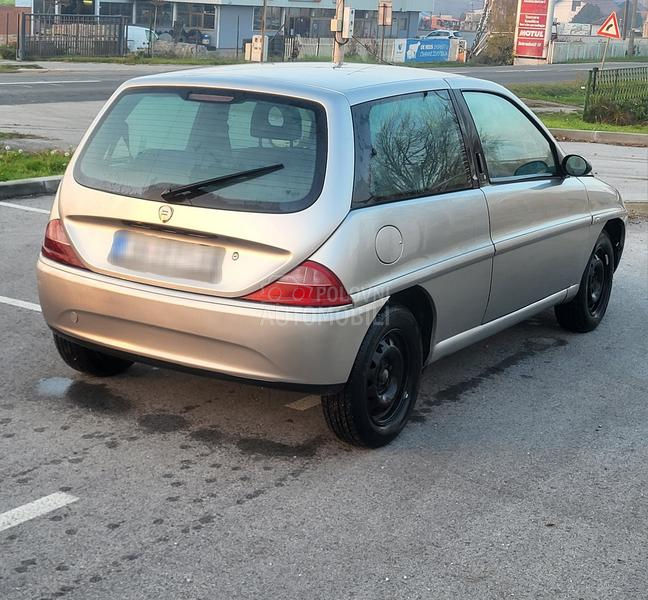 Lancia Ypsilon 1.2