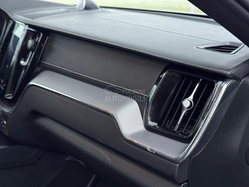 Volvo XC60 T5 awd R-design