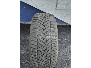 Goodyear 225/45 R19 Zimska