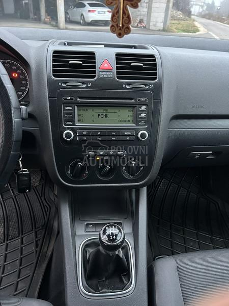 Volkswagen Golf 5 1.4