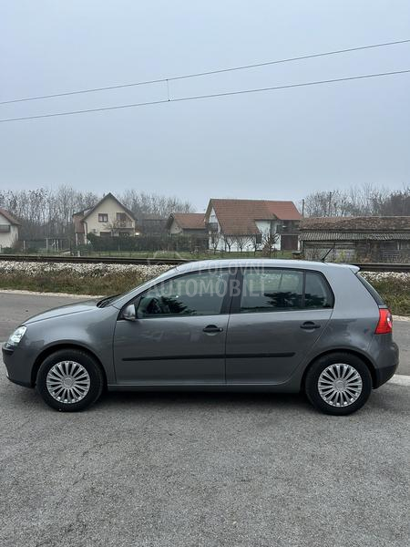 Volkswagen Golf 5 1.4