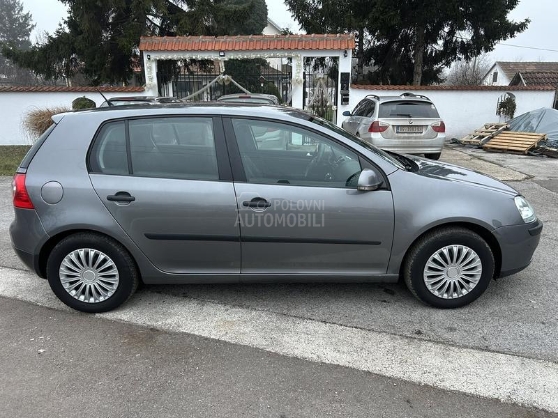 Volkswagen Golf 5 1.4