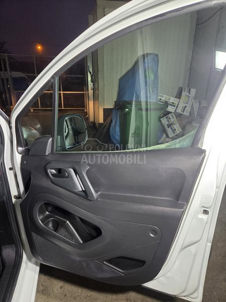 Peugeot Partner maxi
