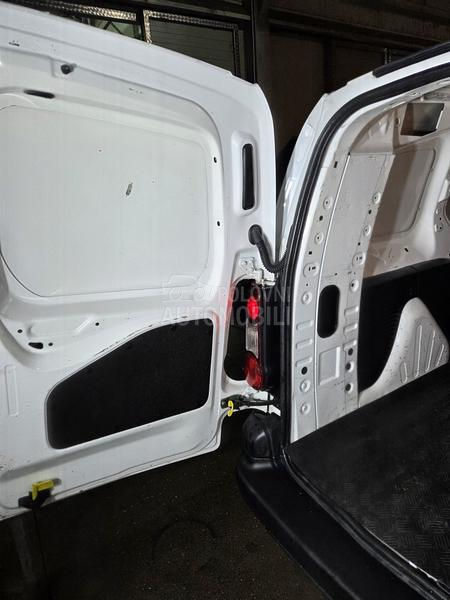 Peugeot Partner maxi