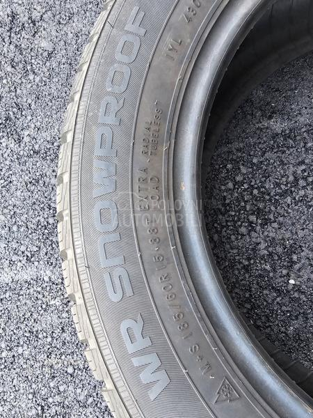 Nokian 185/60 R15 Zimska