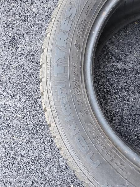 Nokian 185/60 R15 Zimska