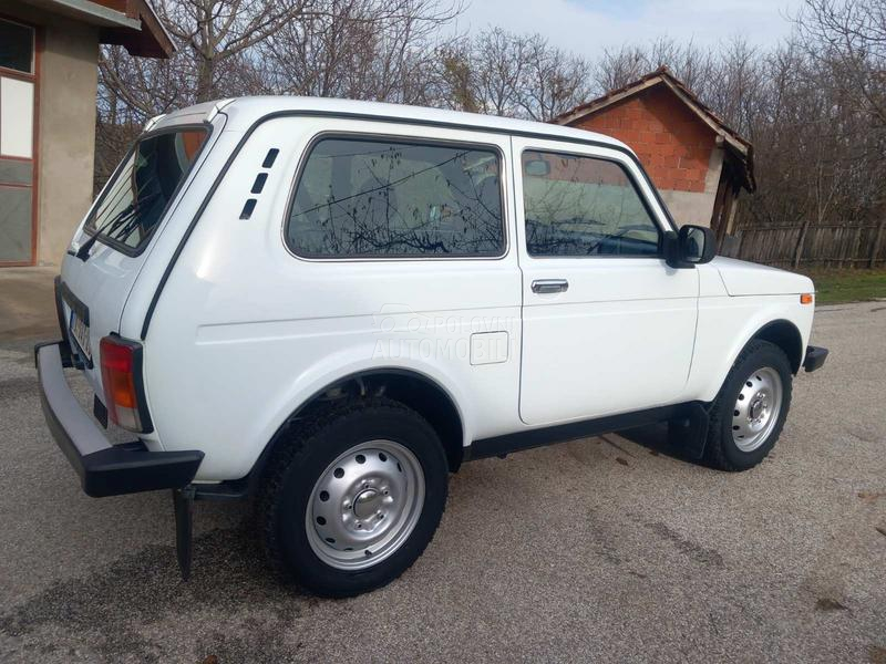 Lada Niva 1.7