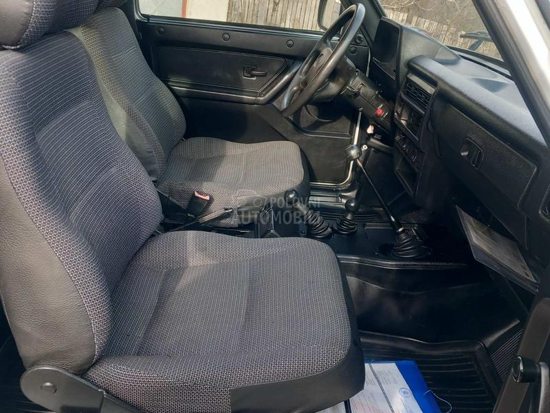 Lada Niva 1.7