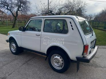 Lada Niva 1.7