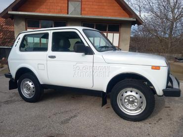 Lada Niva 1.7