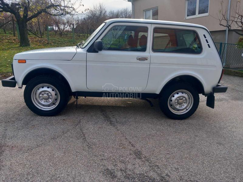 Lada Niva 1.7