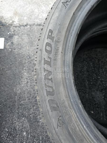 Dunlop 245/45 R18 Zimska