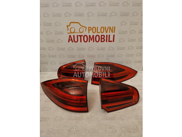 Komplet zadnjih stop svetala za Porsche Cayenne od 2015. do 2019. god.